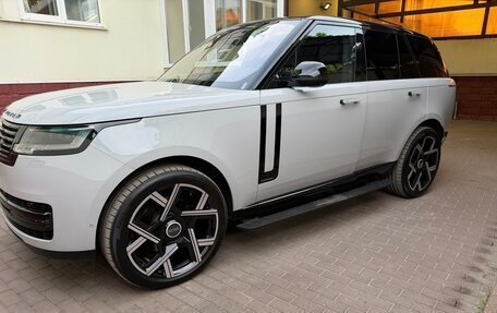 Land Rover Range Rover IV рестайлинг, 2022 год, 14 800 000 рублей, 13 фотография