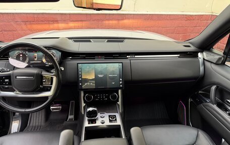 Land Rover Range Rover IV рестайлинг, 2022 год, 14 800 000 рублей, 17 фотография