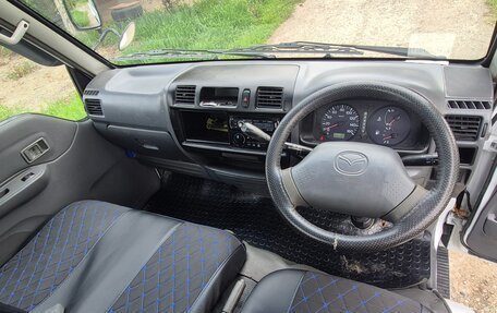 Mazda Bongo IV, 2001 год, 927 000 рублей, 9 фотография