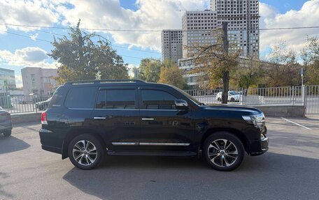 Toyota Land Cruiser 200, 2019 год, 7 800 000 рублей, 5 фотография