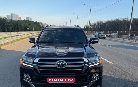 Toyota Land Cruiser 200, 2019 год, 7 800 000 рублей, 3 фотография