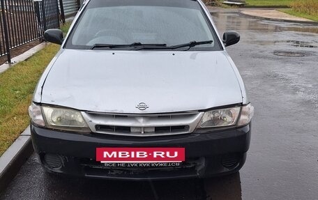 Nissan AD II, 2000 год, 210 000 рублей, 8 фотография