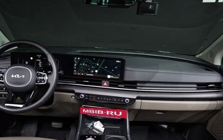 KIA Carnival, 2024 год, 5 121 462 рублей, 6 фотография
