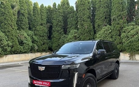 Cadillac Escalade V, 2023 год, 13 200 000 рублей, 4 фотография