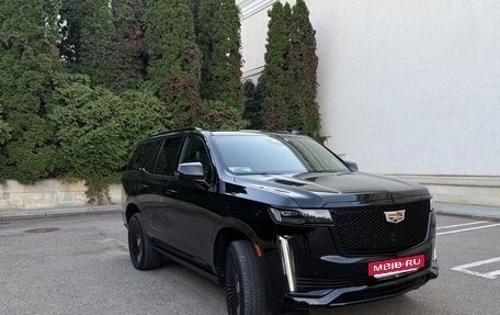 Cadillac Escalade V, 2023 год, 13 200 000 рублей, 2 фотография