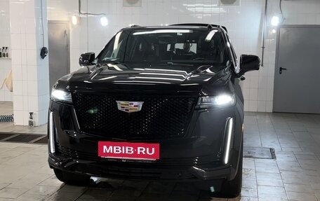 Cadillac Escalade V, 2023 год, 13 200 000 рублей, 12 фотография