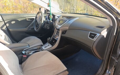 Hyundai Elantra V, 2011 год, 1 100 000 рублей, 13 фотография