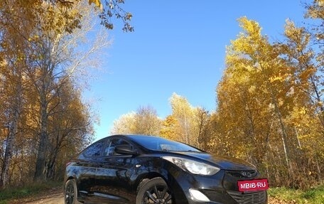 Hyundai Elantra V, 2011 год, 1 100 000 рублей, 3 фотография