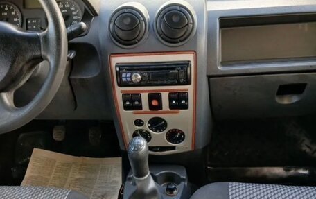 Renault Logan I, 2009 год, 290 000 рублей, 16 фотография
