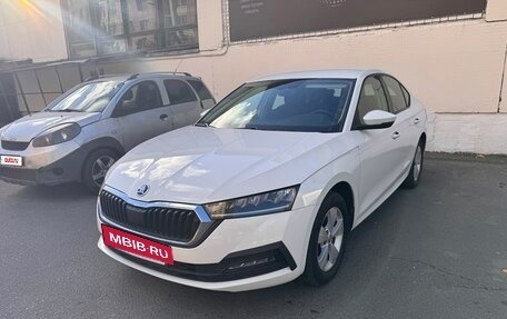 Skoda Octavia IV, 2021 год, 2 100 000 рублей, 2 фотография