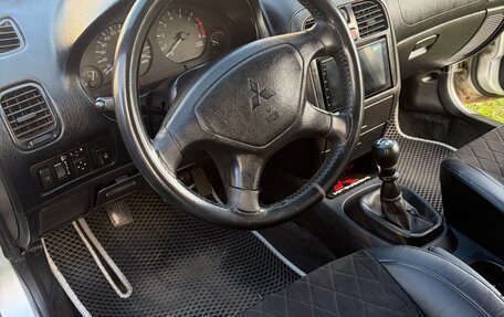 Mitsubishi Carisma I, 2002 год, 290 000 рублей, 14 фотография