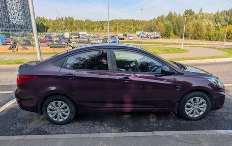 Hyundai Solaris II рестайлинг, 2013 год, 815 000 рублей, 3 фотография