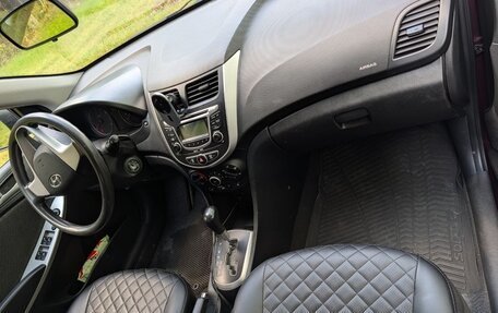 Hyundai Solaris II рестайлинг, 2013 год, 815 000 рублей, 11 фотография