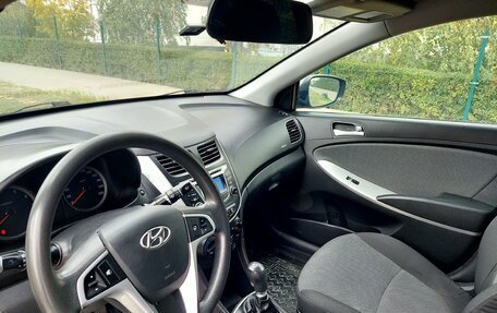 Hyundai Solaris II рестайлинг, 2012 год, 795 000 рублей, 10 фотография