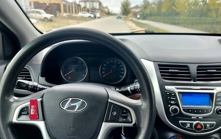 Hyundai Solaris II рестайлинг, 2012 год, 795 000 рублей, 9 фотография