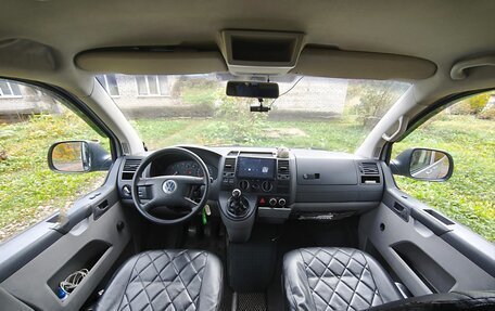 Volkswagen Transporter T5 рестайлинг, 2003 год, 970 000 рублей, 9 фотография