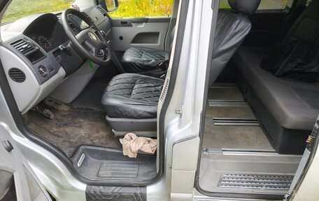 Volkswagen Transporter T5 рестайлинг, 2003 год, 970 000 рублей, 6 фотография
