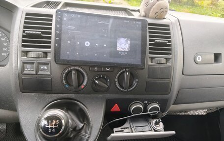 Volkswagen Transporter T5 рестайлинг, 2003 год, 970 000 рублей, 7 фотография