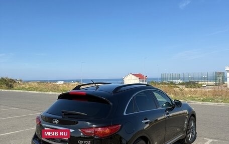 Infiniti QX70, 2015 год, 2 750 000 рублей, 6 фотография