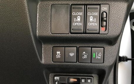 Honda Freed II, 2023 год, 1 287 000 рублей, 13 фотография