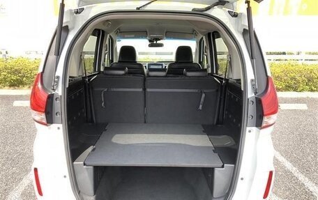 Honda Freed II, 2023 год, 1 287 000 рублей, 20 фотография