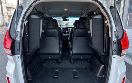 Honda Freed II, 2023 год, 1 270 000 рублей, 14 фотография
