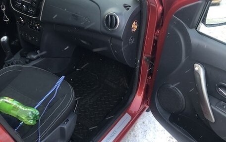 Renault Logan II, 2014 год, 760 000 рублей, 4 фотография