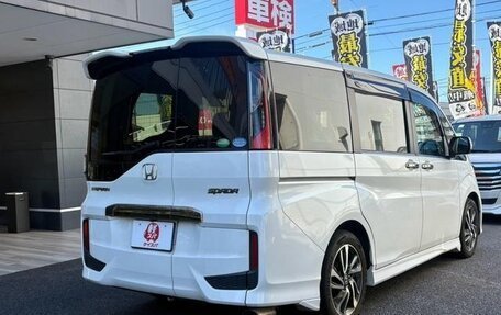 Honda Stepwgn IV, 2017 год, 1 495 000 рублей, 5 фотография