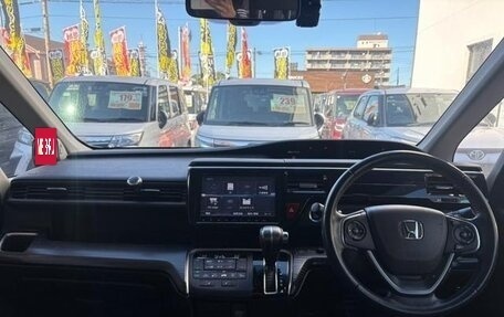 Honda Stepwgn IV, 2017 год, 1 495 000 рублей, 10 фотография