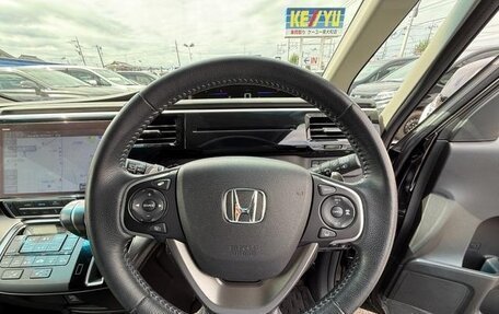 Honda Stepwgn IV, 2022 год, 1 975 000 рублей, 10 фотография