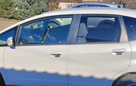 Honda Fit III, 2012 год, 950 000 рублей, 5 фотография