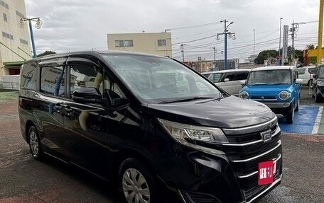 Toyota Noah III, 2018 год, 1 860 004 рублей, 1 фотография