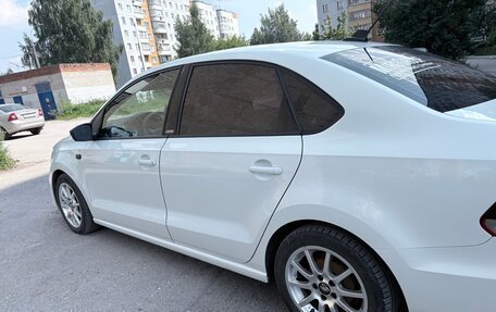 Volkswagen Polo VI (EU Market), 2017 год, 700 000 рублей, 2 фотография