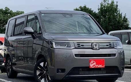 Honda Stepwgn, 2023 год, 1 980 005 рублей, 3 фотография