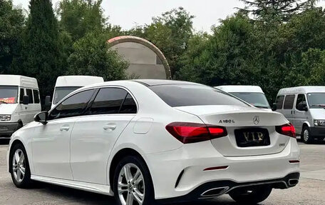 Mercedes-Benz A-Класс, 2023 год, 1 450 000 рублей, 5 фотография