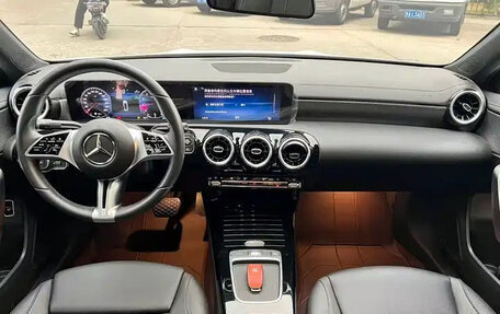 Mercedes-Benz A-Класс, 2023 год, 1 450 000 рублей, 7 фотография