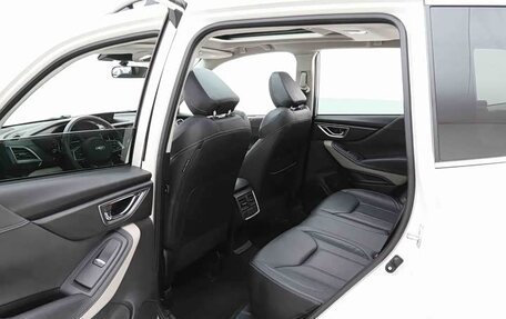 Subaru Forester, 2023 год, 2 930 000 рублей, 12 фотография