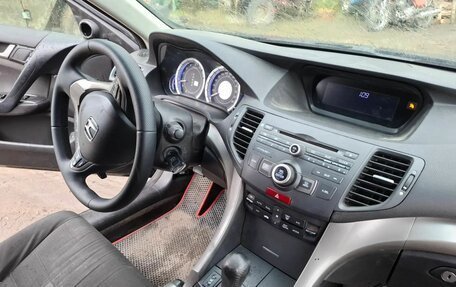 Honda Accord VIII рестайлинг, 2010 год, 750 000 рублей, 6 фотография
