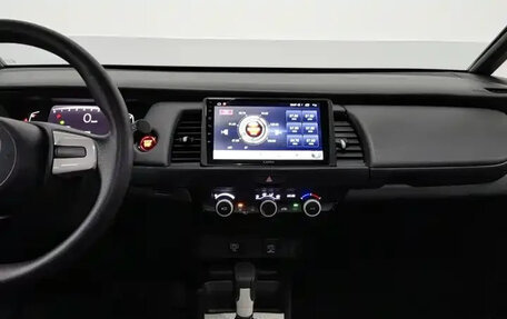 Honda Fit, 2022 год, 949 600 рублей, 9 фотография