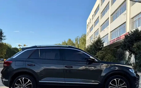 Volkswagen T-Roc I, 2022 год, 1 469 911 рублей, 4 фотография