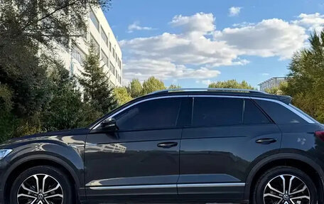 Volkswagen T-Roc I, 2022 год, 1 469 911 рублей, 5 фотография