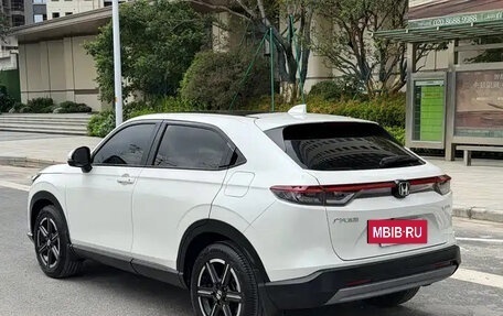 Honda Vezel, 2023 год, 1 500 000 рублей, 4 фотография