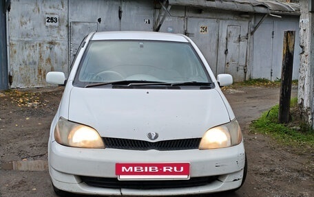 Toyota Platz, 2002 год, 290 000 рублей, 6 фотография