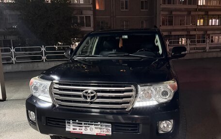 Toyota Land Cruiser 200, 2013 год, 4 500 000 рублей, 3 фотография