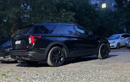 Ford Explorer VI, 2022 год, 4 550 000 рублей, 3 фотография