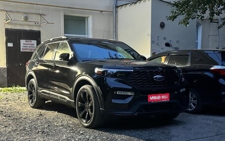 Ford Explorer VI, 2022 год, 4 550 000 рублей, 2 фотография