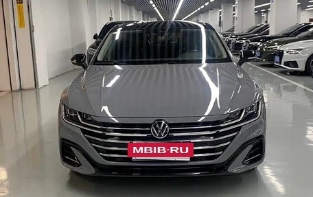 Volkswagen Passat CC, 2024 год, 4 250 000 рублей, 2 фотография