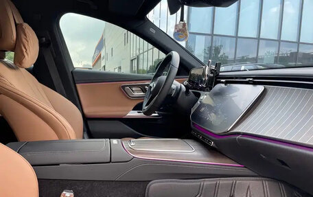 Mercedes-Benz E-Класс, 2025 год, 6 500 000 рублей, 17 фотография