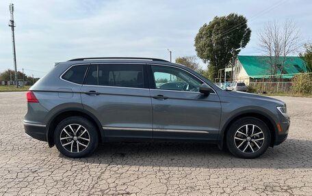 Volkswagen Tiguan II, 2021 год, 2 850 000 рублей, 4 фотография