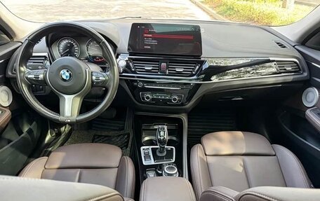 BMW 1 серия, 2023 год, 1 690 010 рублей, 6 фотография